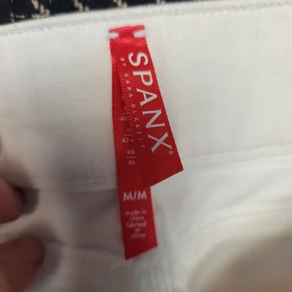 Spanx Distressed Skinny Jean White size Medium NEW - Picture 3 of 10